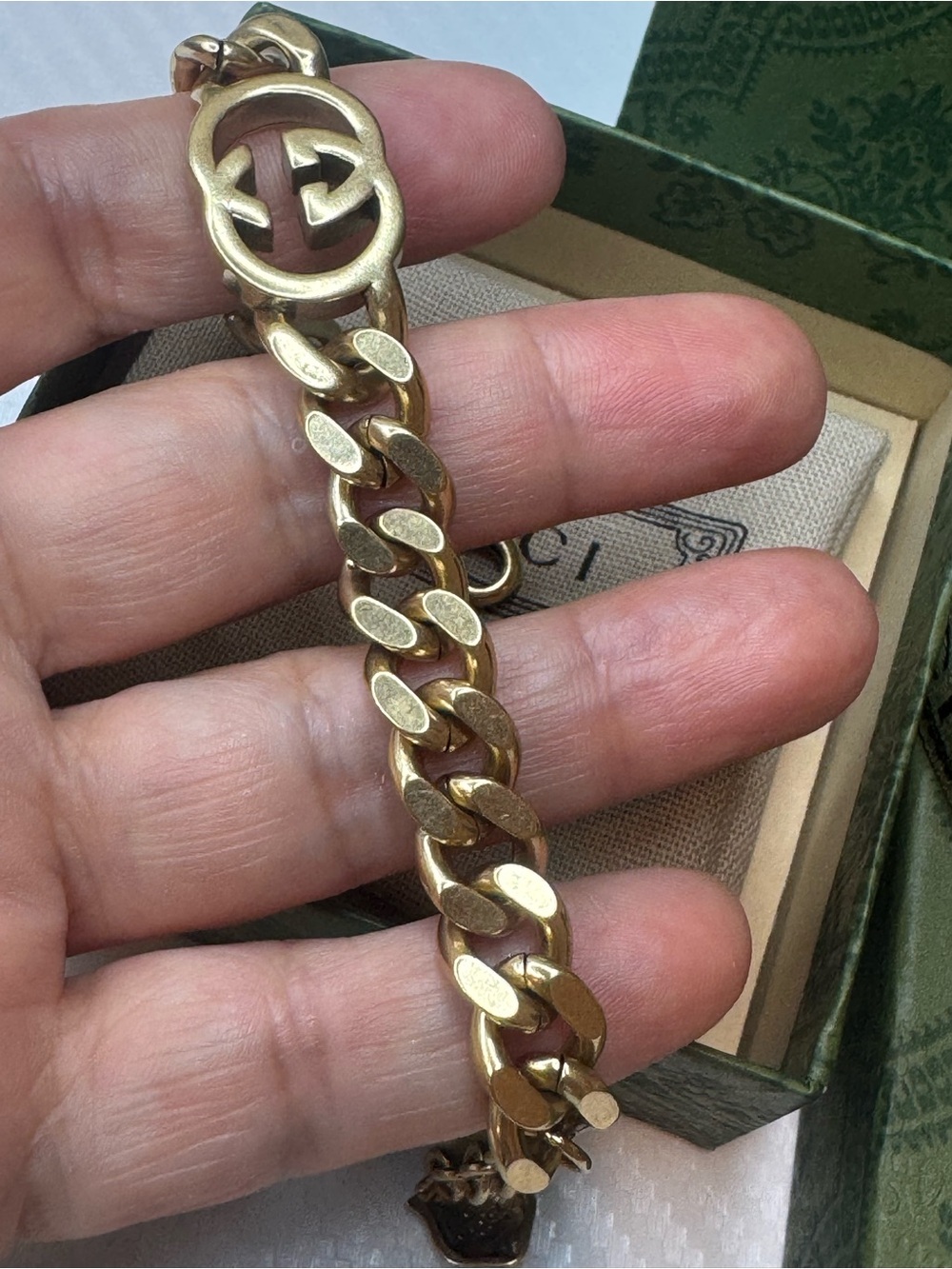 Gucci Gold Interlocking G Curb Chain Bracelet